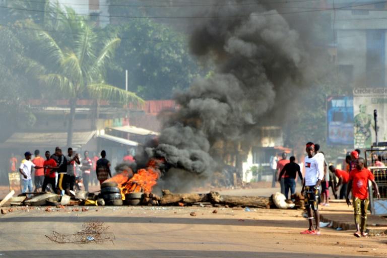 GUINÉE: LA CONTESTATION PRIVÉE DES CORPS DES MANIFESTANTS TUÉS