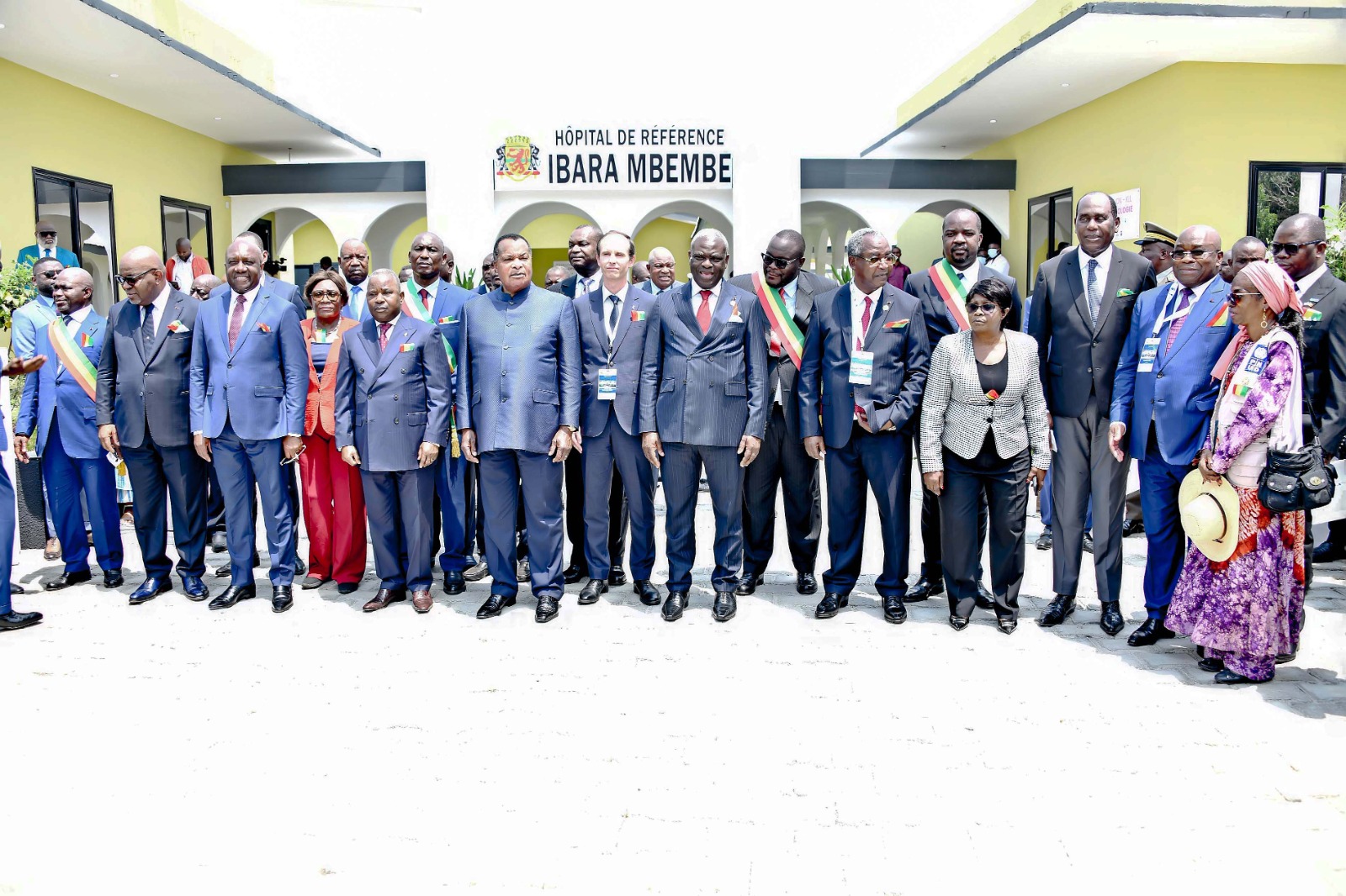 Denis Sassou N&rsquo;Guesso inaugure l&rsquo;hôpital de référence Ibara Mbembe d&rsquo;Ollombo